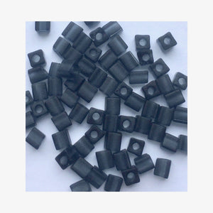 12 grammes of 3mm Cube 2411F